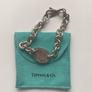 ⭐️ TIFFANY & CO oval dog tag bracelet